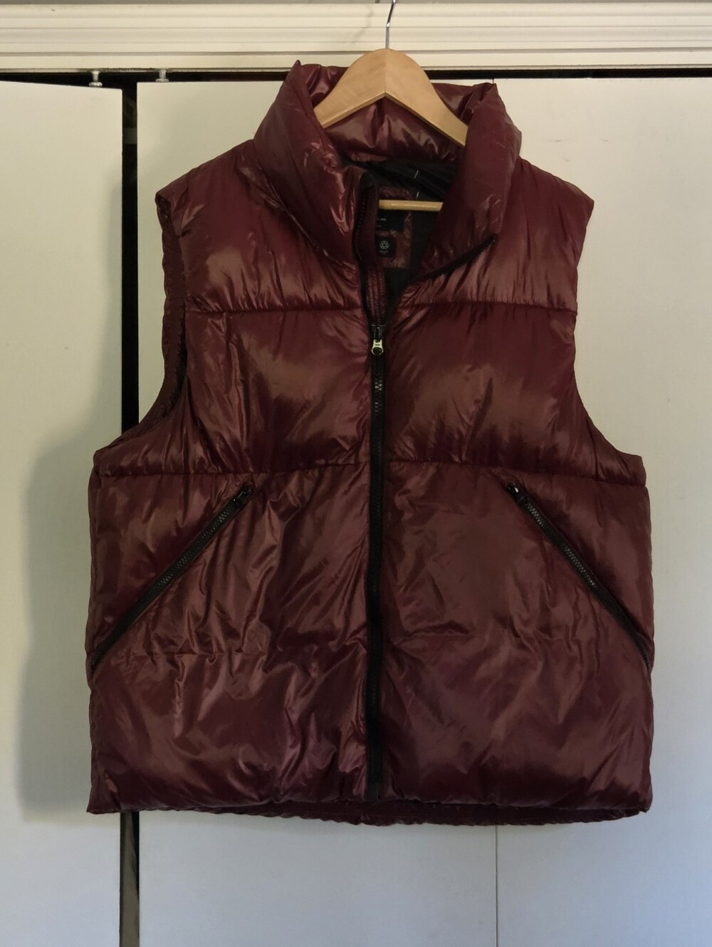 Abercrombie & Fitch Quilted Puffer Vest - Wine